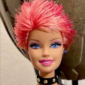 Meet your Posher, Julia